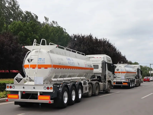 貴州新客戶一次性下單10臺車，凌宇液罐在業(yè)內(nèi)是真香……