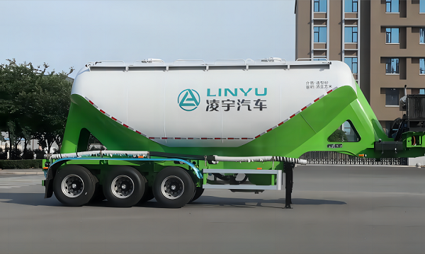 35方超輕立式粉罐半掛車(chē)的優(yōu)勢(shì)和特點(diǎn)是什么？